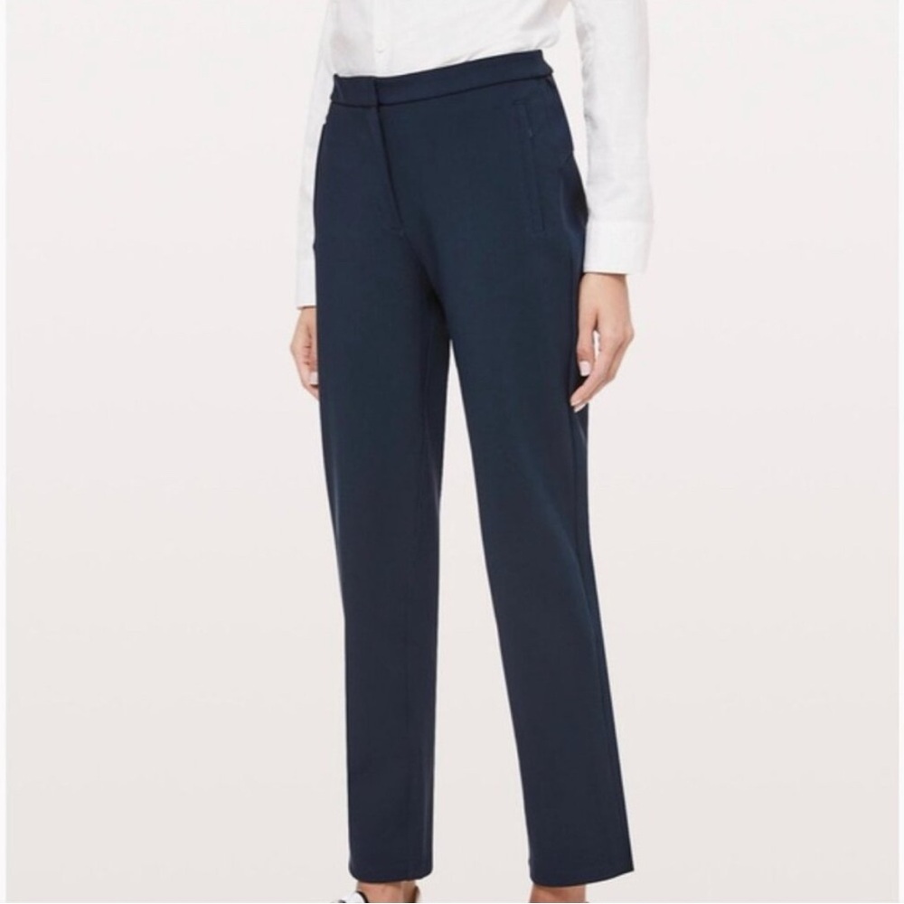 Lululemon On the Move Pants - Navy